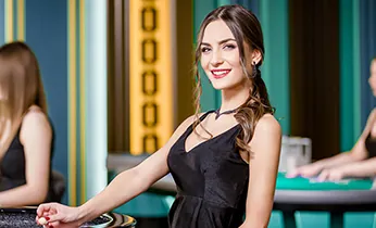 Đội ngũ hỗ trợ khách hàng 24/7 của Bong88